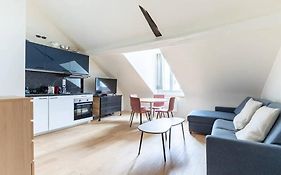 Grands Boulevards 52 Appartement Cosy 1Br-4P